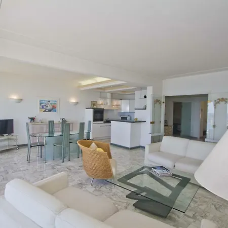 Promenade - Sea Front Palatin *